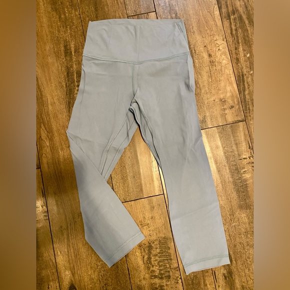 Align Lululemon leggings - Picture 1 of 2